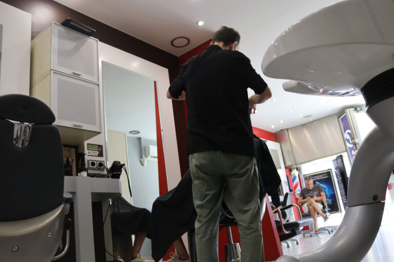 peluqueria de hombre en llavaneres (23)