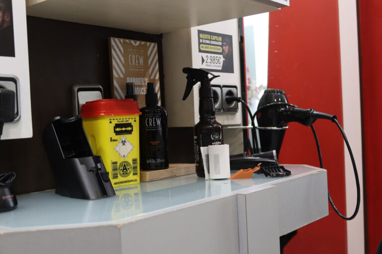 peluqueria de hombre en llavaneres (24)