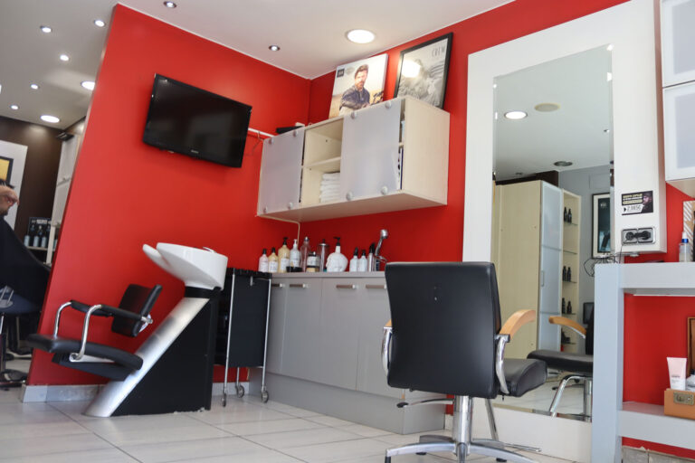 peluqueria de hombre en llavaneres (30)